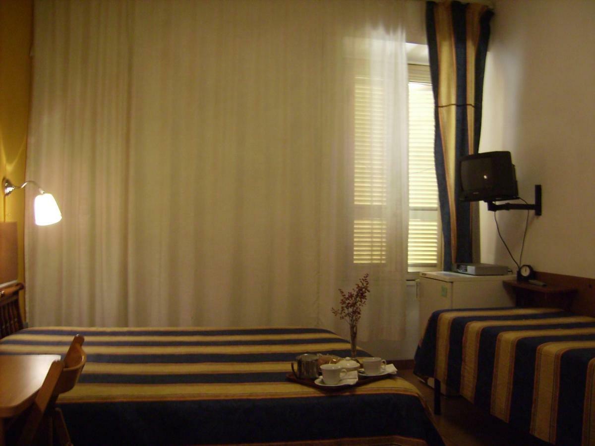 B&B Vaticanrooms Rome Exterior photo